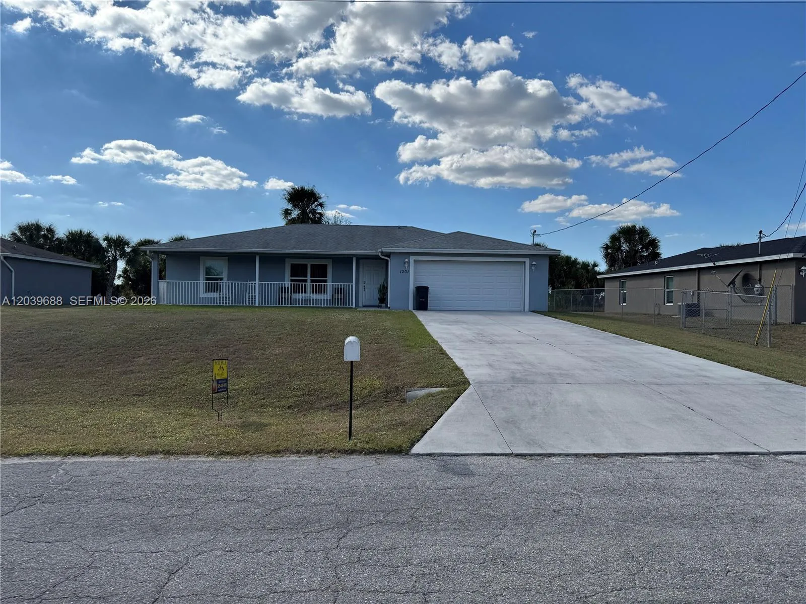 1201 BANJO CT, La Belle, FL 33935