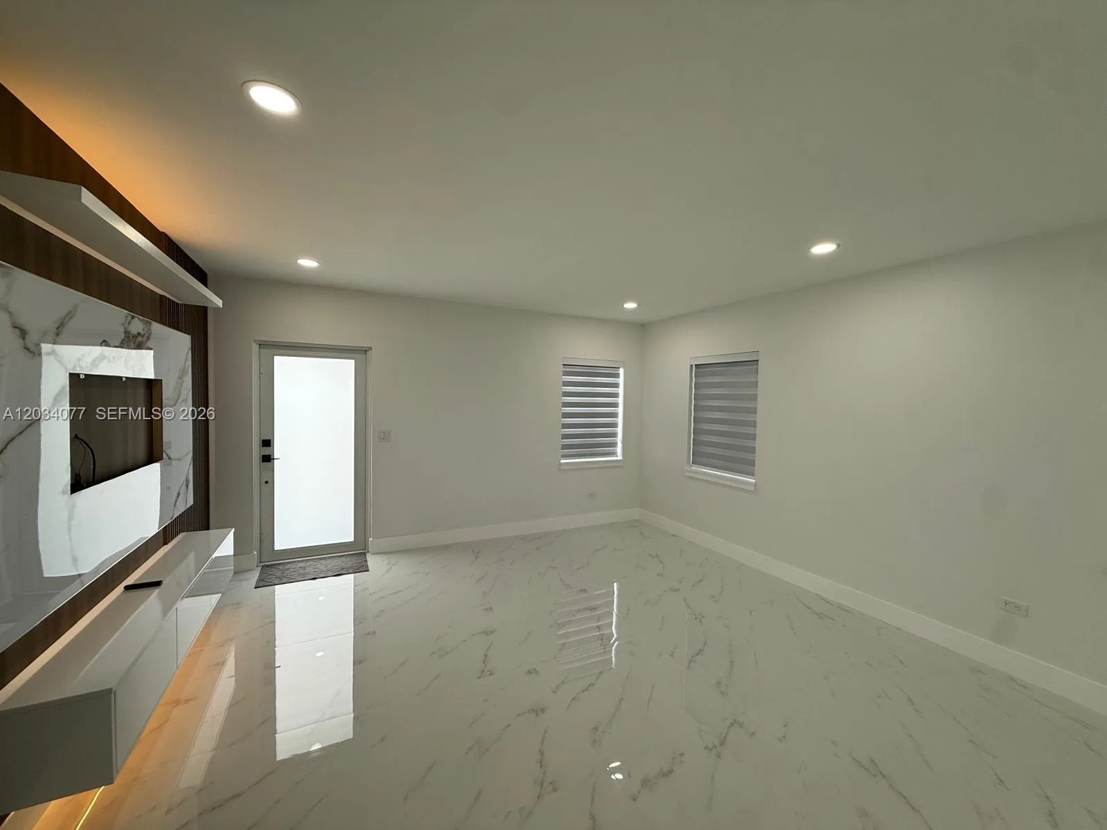 521 E 33rd St, Hialeah, FL 33013 photo 4