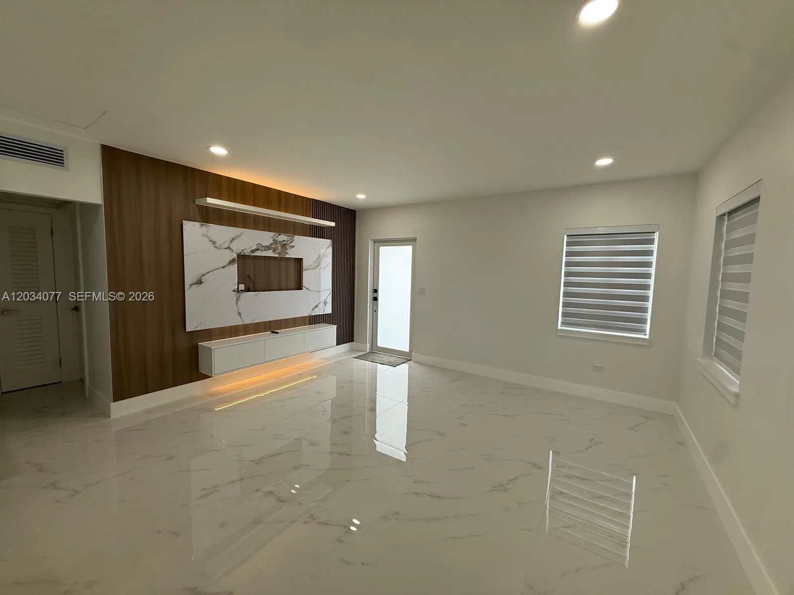 521 E 33rd St, Hialeah, FL 33013 photo 5