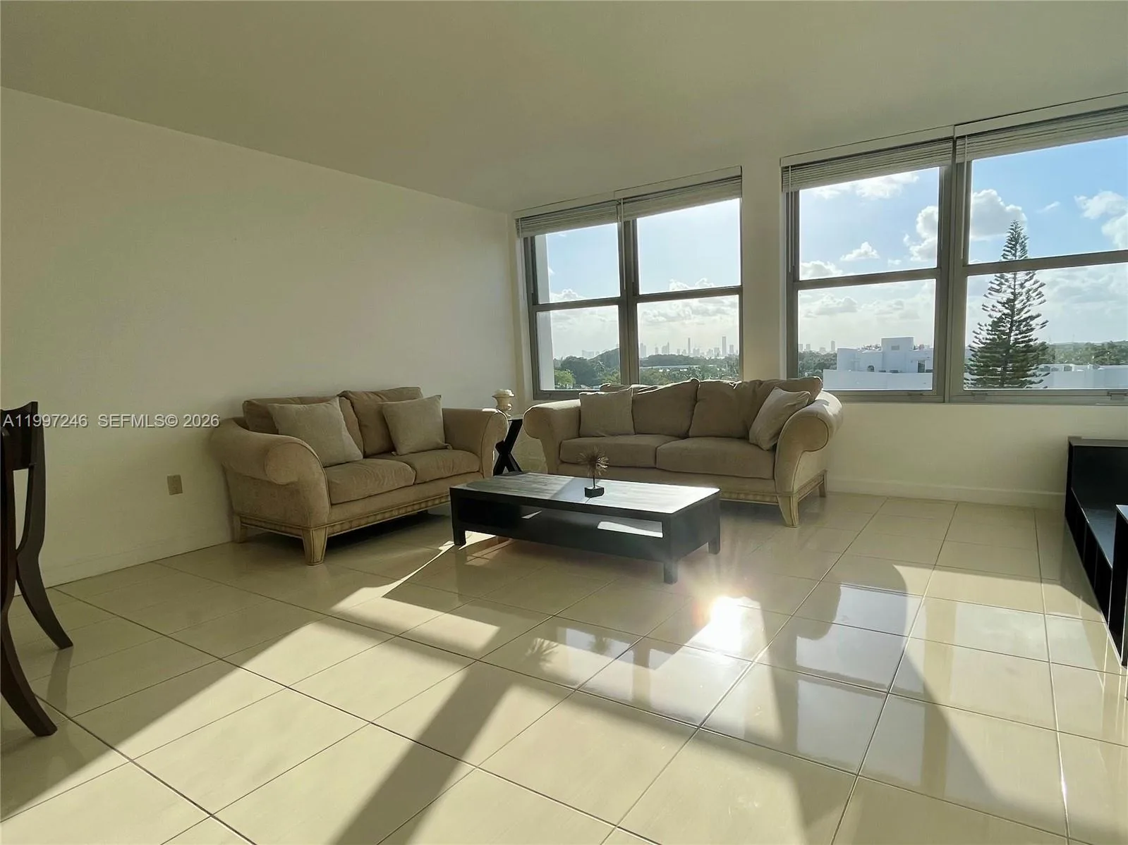 2899 Collins Ave # 810, Miami Beach, FL 33140 photo 6