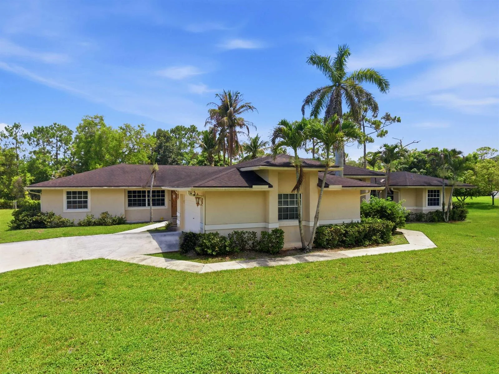 12364 82nd Street N, West Palm Beach, FL 33412