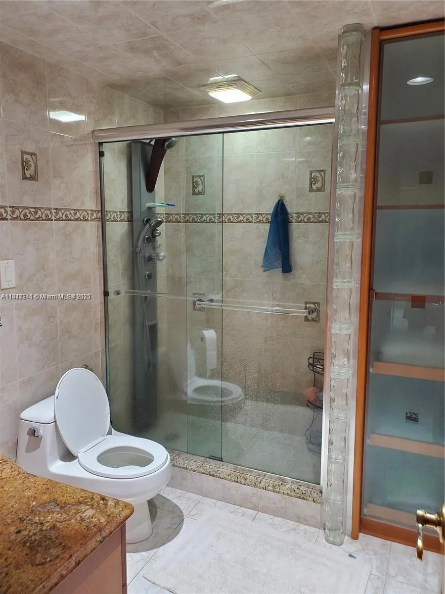 20379 W Country Club Dr # 2233, Aventura, FL 33180 photo 11