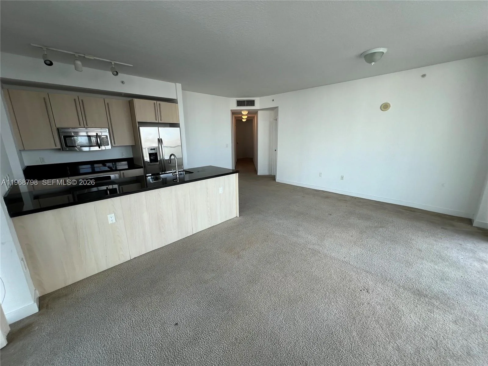 79 SW 12th St # 1112-S, Miami, FL 33130 photo 3