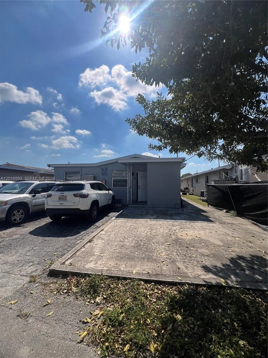 1711 Thomas St, Hollywood, FL 33020 photo 13