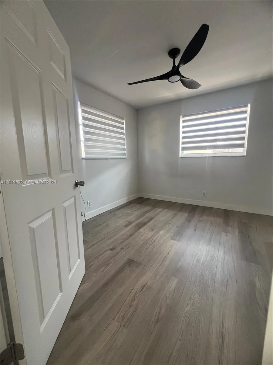 1711 Thomas St, Hollywood, FL 33020 photo 2