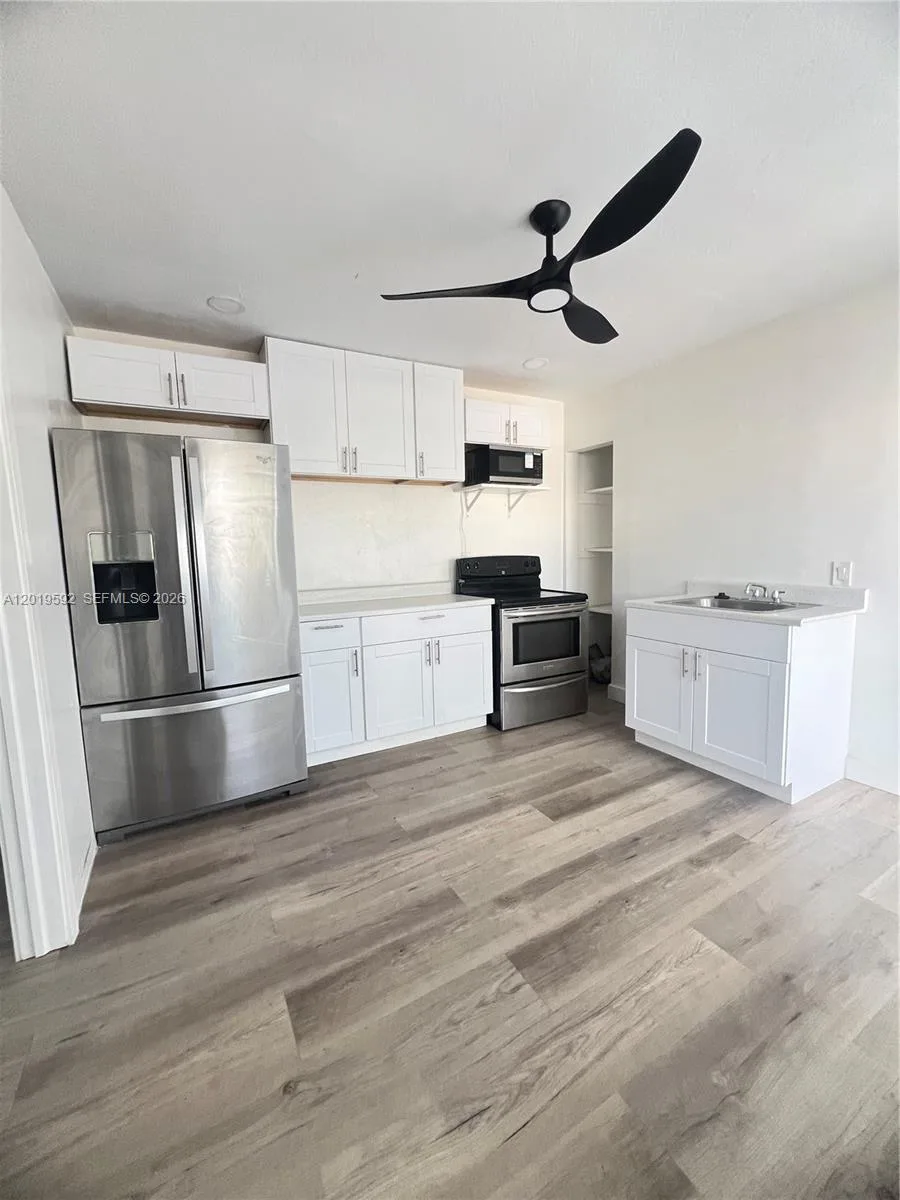 1711 Thomas St, Hollywood, FL 33020 photo 8