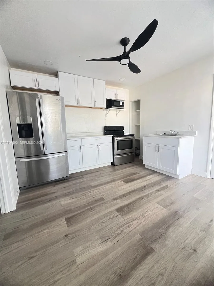 1711 Thomas St, Hollywood, FL 33020 photo 9