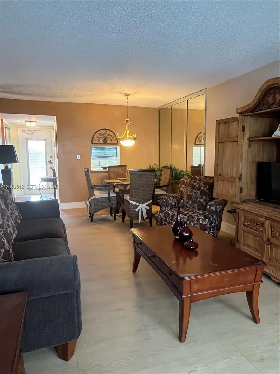 8135 Sunrise Lakes Blvd # 308, Sunrise, FL 33322 photo 3