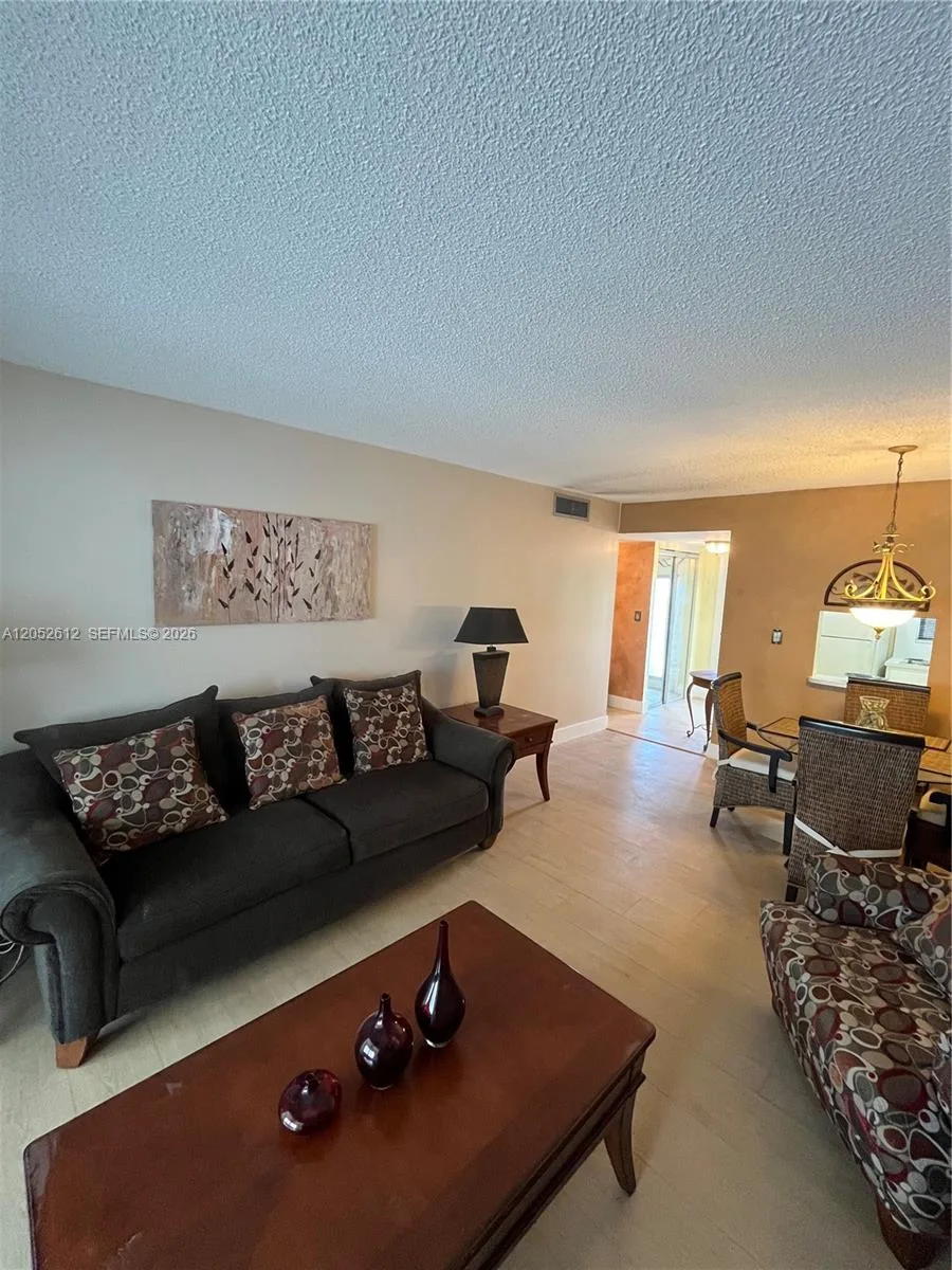 8135 Sunrise Lakes Blvd # 308, Sunrise, FL 33322 photo 4