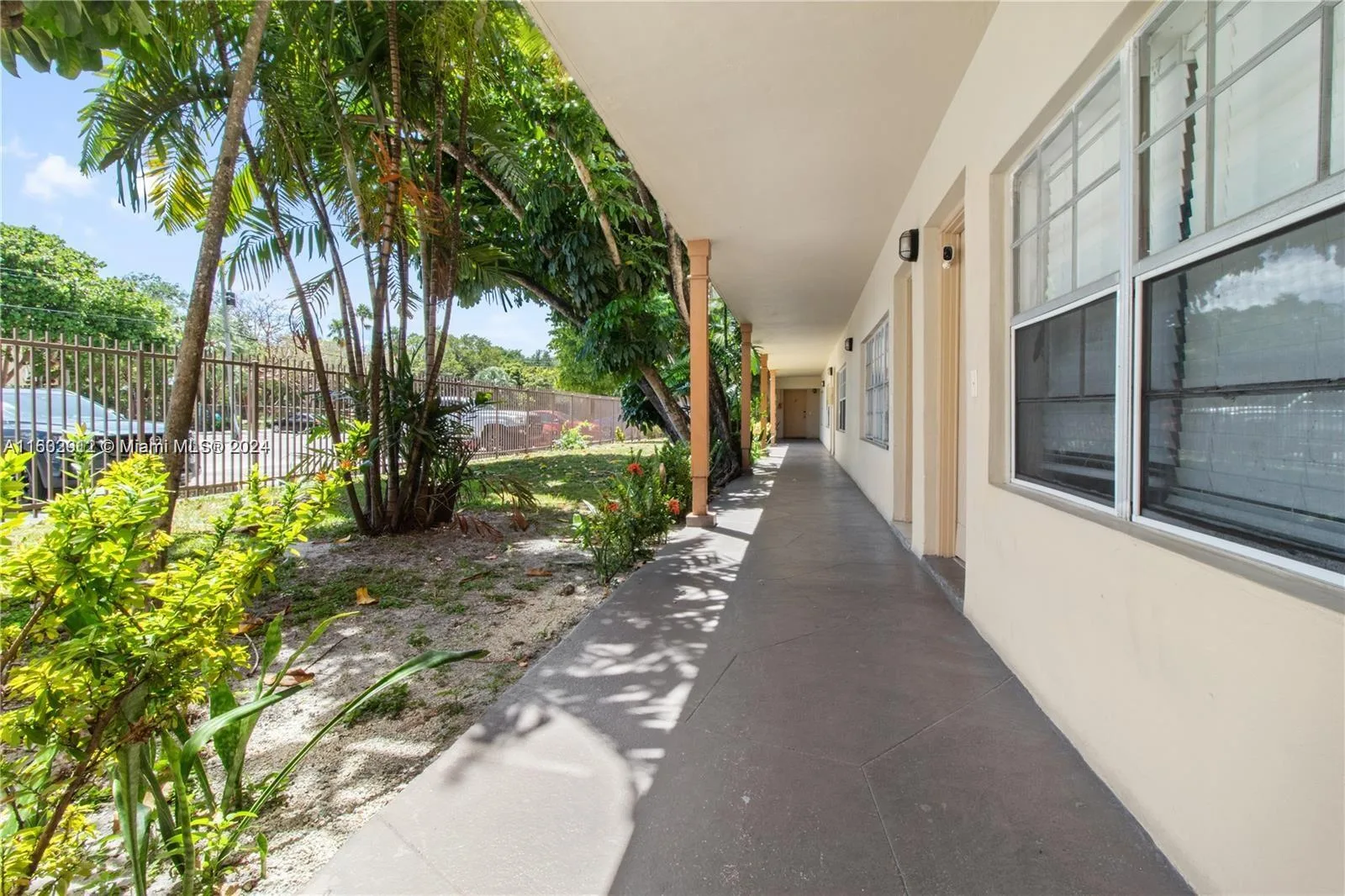 11855 NE 19th Dr # 1, North Miami, FL 33181 photo 3