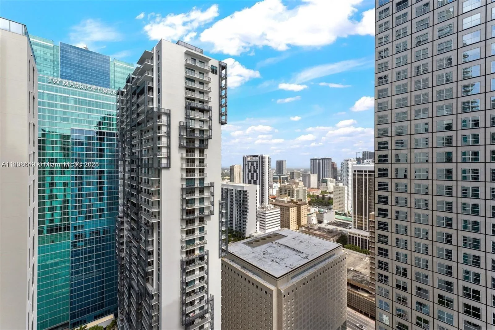 300 S Biscayne Blvd # T-3407, Miami, FL 33131 photo 13