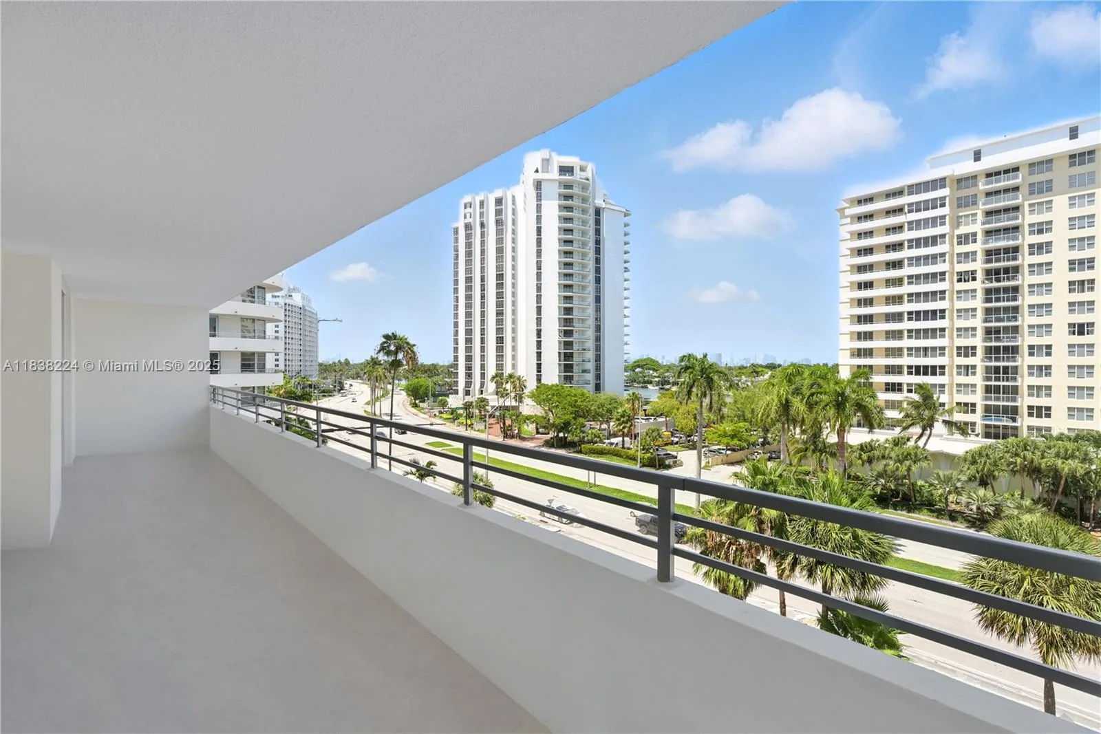5555 Collins Ave # 6W, Miami Beach, FL 33140