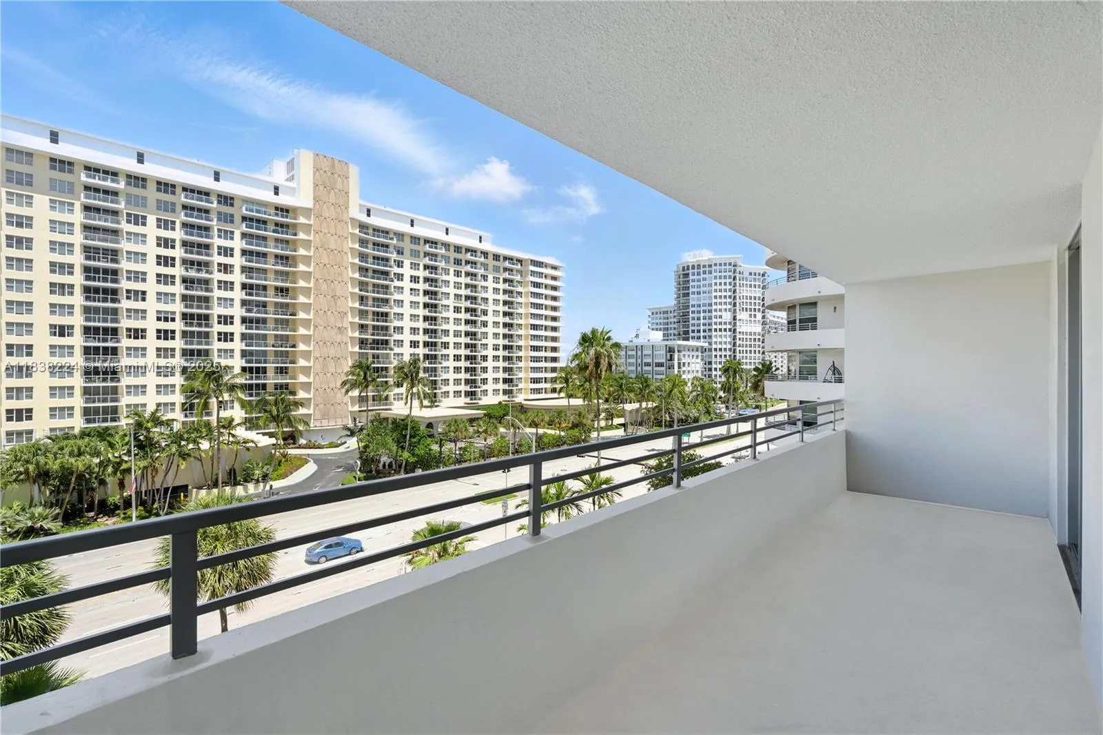 5555 Collins Ave # 6W, Miami Beach, FL 33140 photo 2