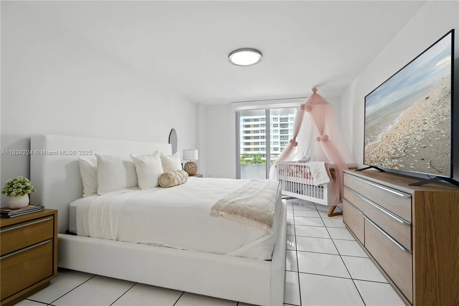 5555 Collins Ave # 6W, Miami Beach, FL 33140 photo 8