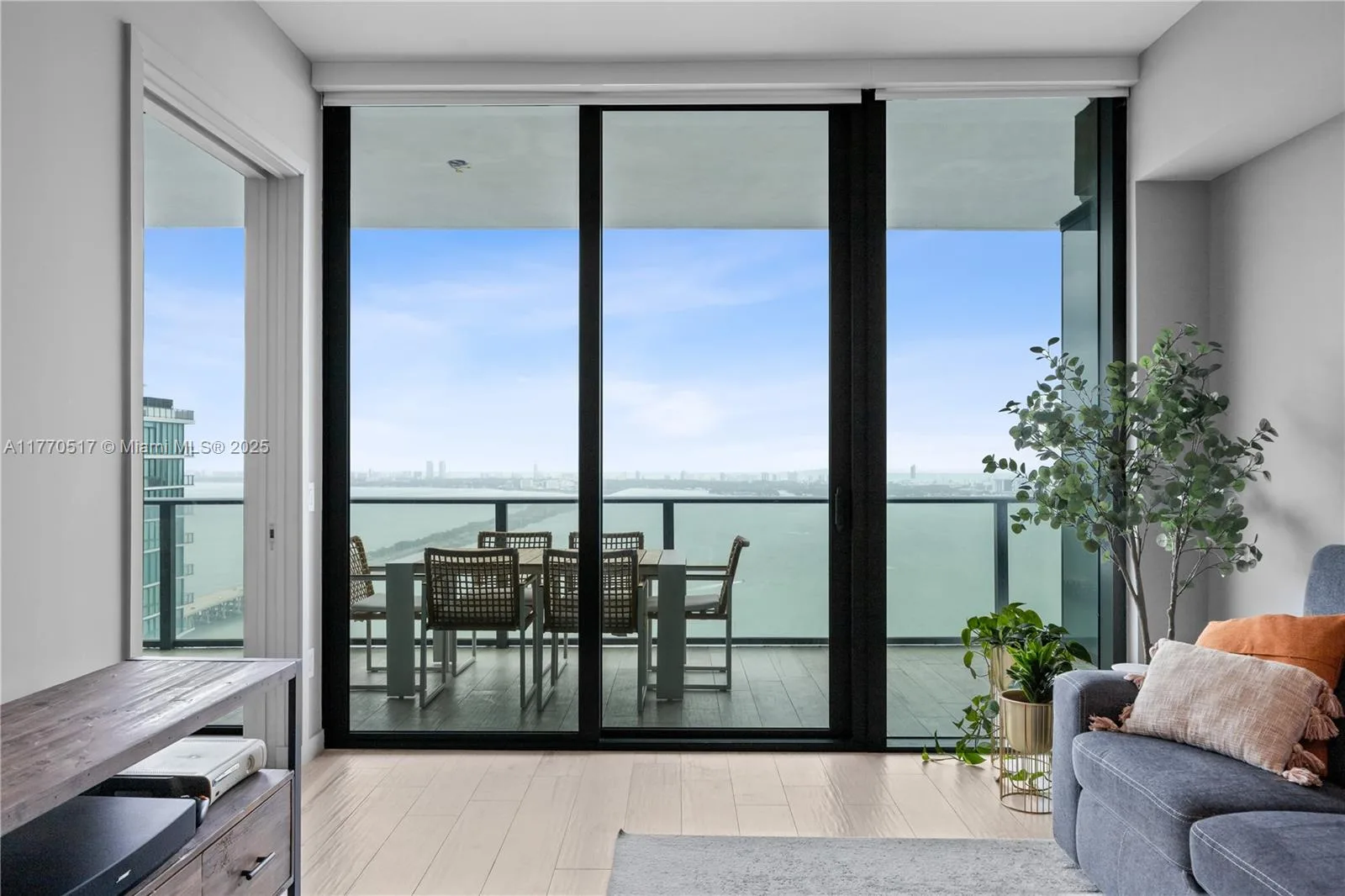 480 NE 31st St # 4906, Miami, FL 33137