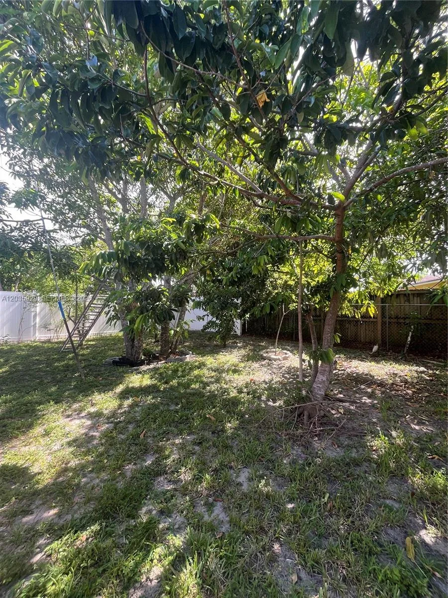 314 SW 79th Way, North Lauderdale, FL 33068 photo 13