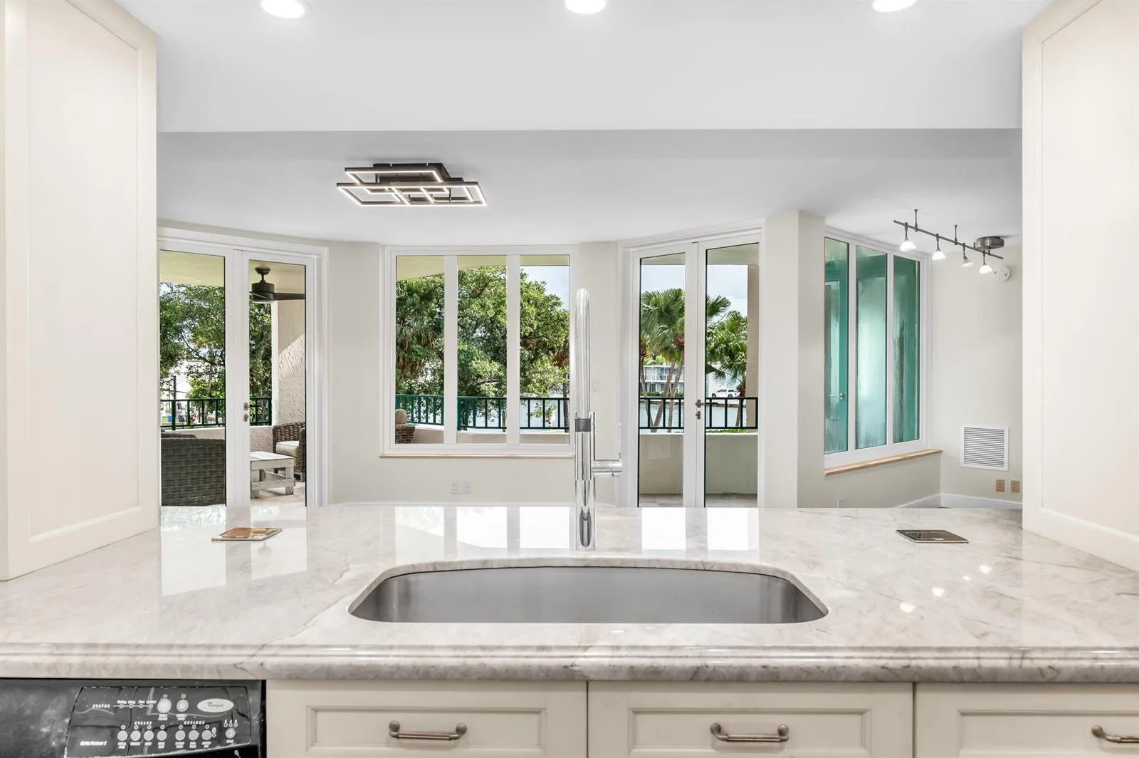 100 SE 5TH Avenue # 202, Boca Raton, FL 33432
