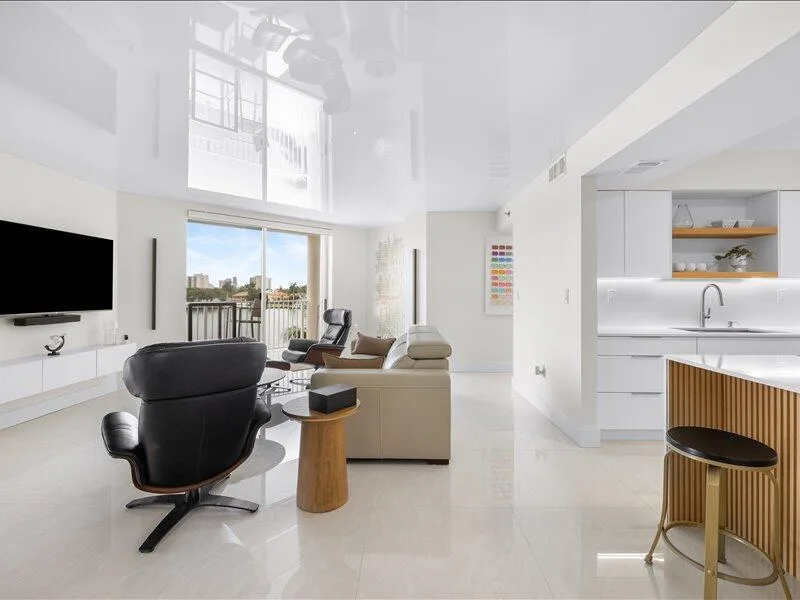 18260 N Bay Road # 418, Sunny Isles Beach, FL 33160