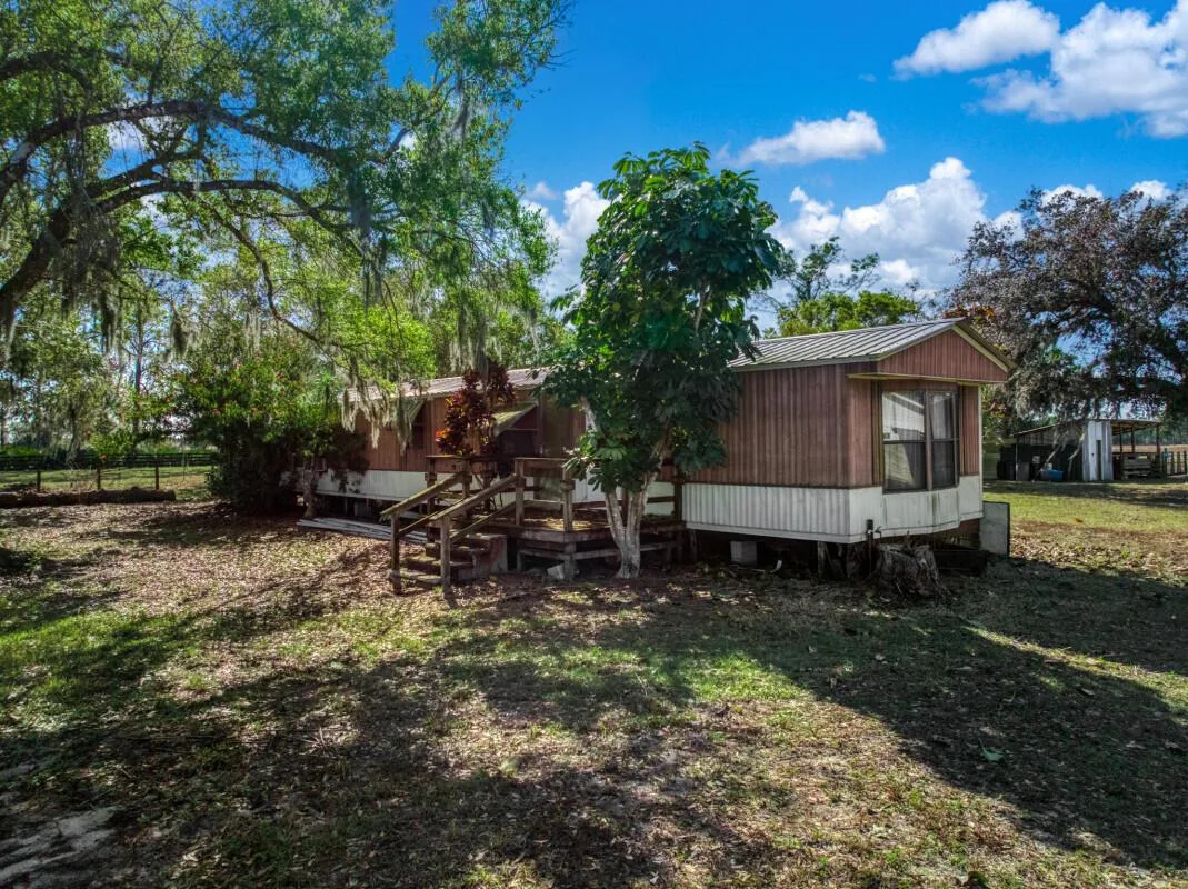 948 S Riverdale Road, FL 33825 photo 5