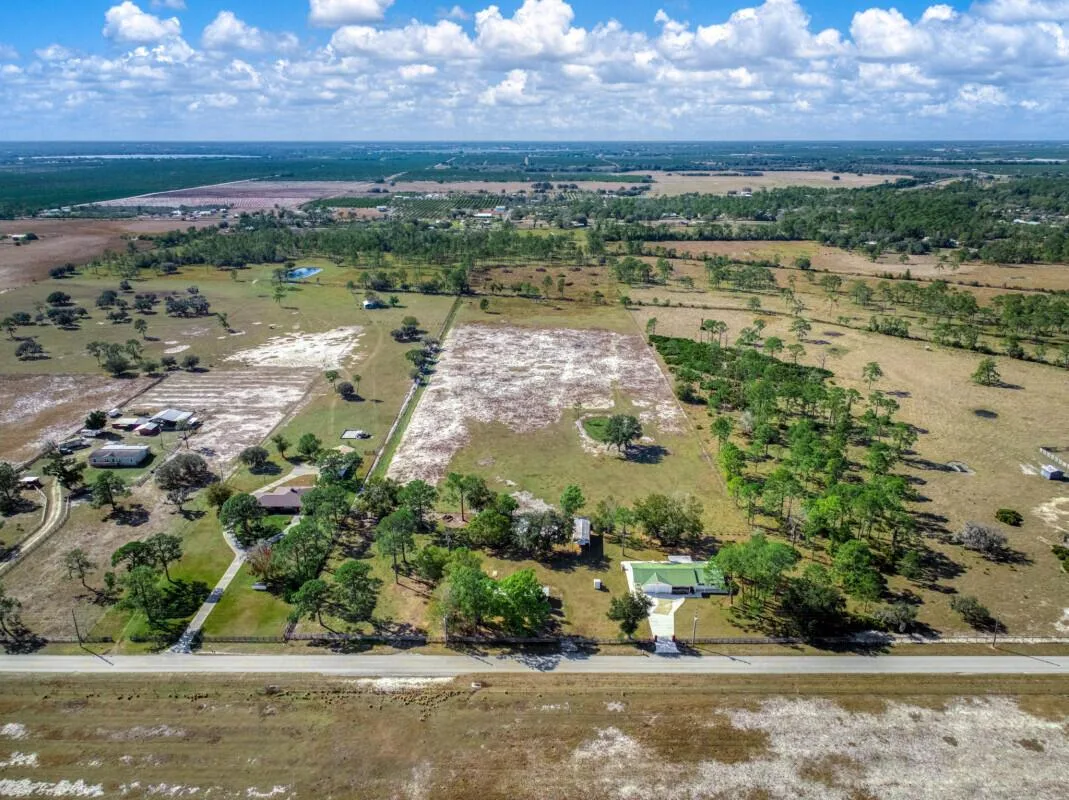 948 S Riverdale Road, FL 33825 photo 8