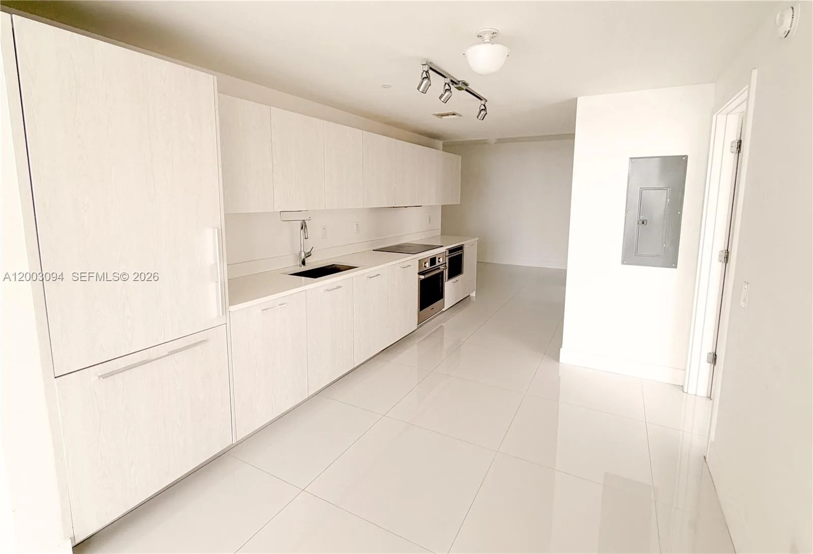 501 NE 31st St # 1701, Miami, FL 33137 photo 4