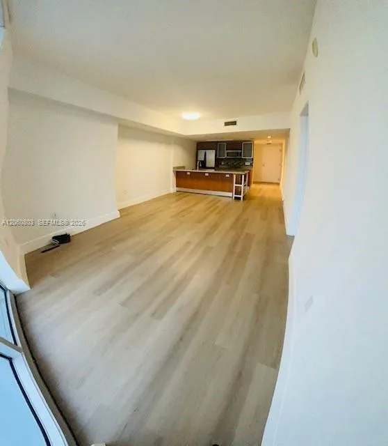 185 SW 7th St # 1605, Miami, FL 33130 photo 13
