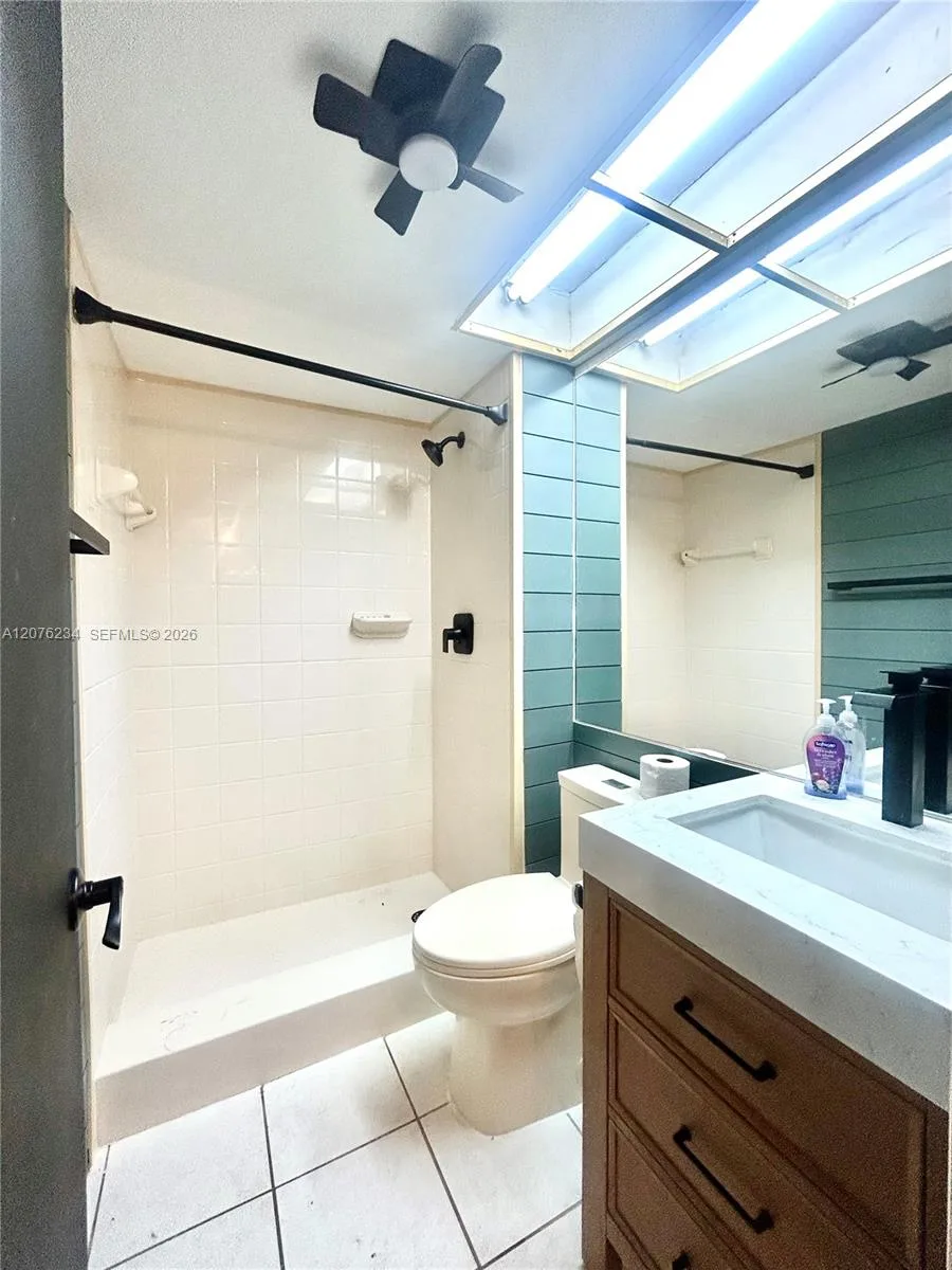 201 Berkley Rd # 102, Hollywood, FL 33024 photo 7