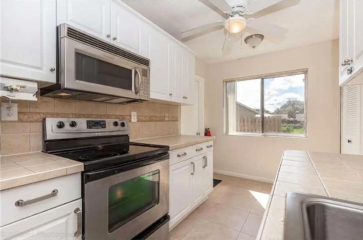 2681 NW 108TH Avenue, Sunrise, FL 33322 photo 3