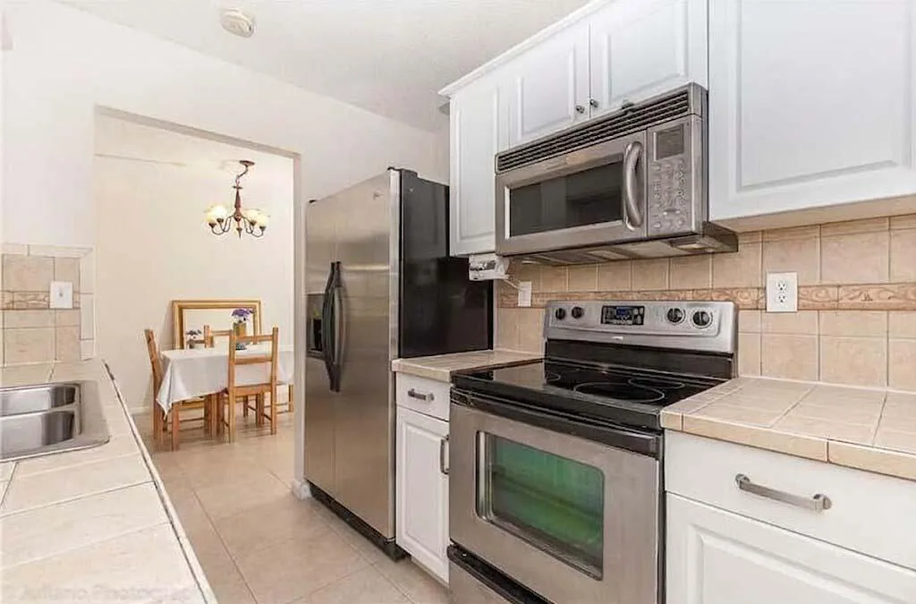 2681 NW 108TH Avenue, Sunrise, FL 33322 photo 4
