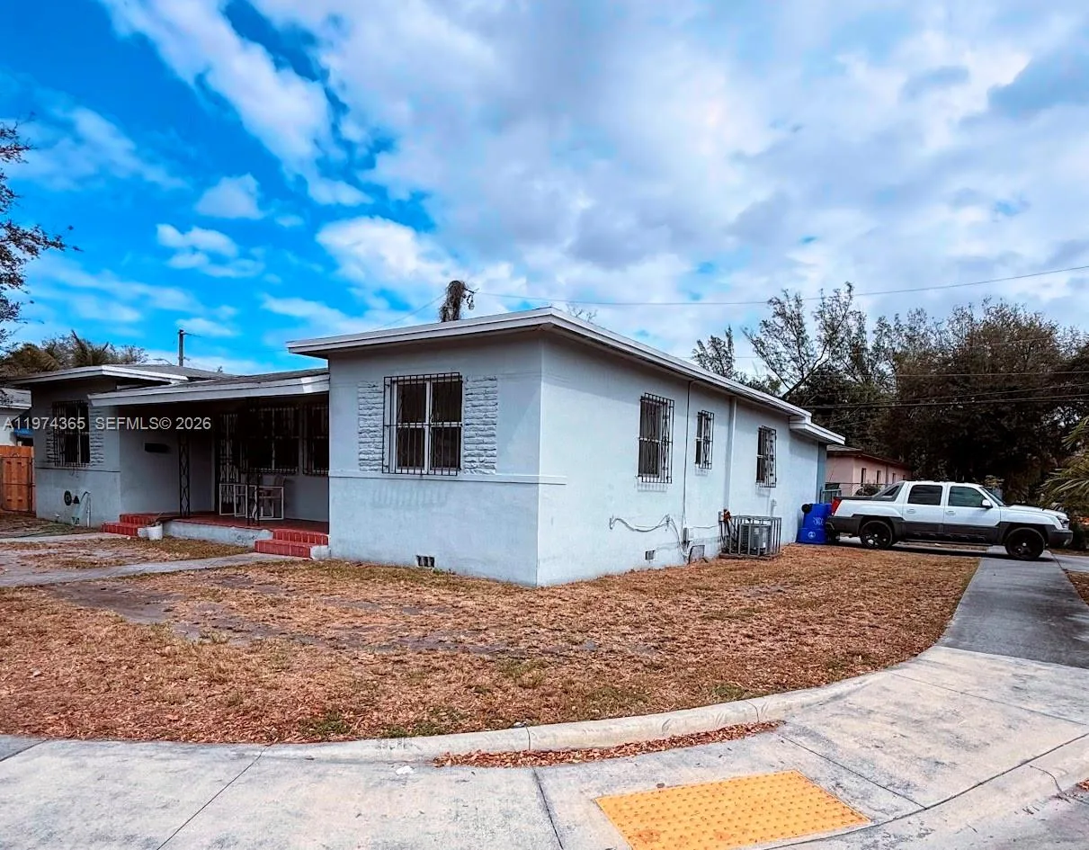 5701 N Miami Ave # B, Miami, FL 33127