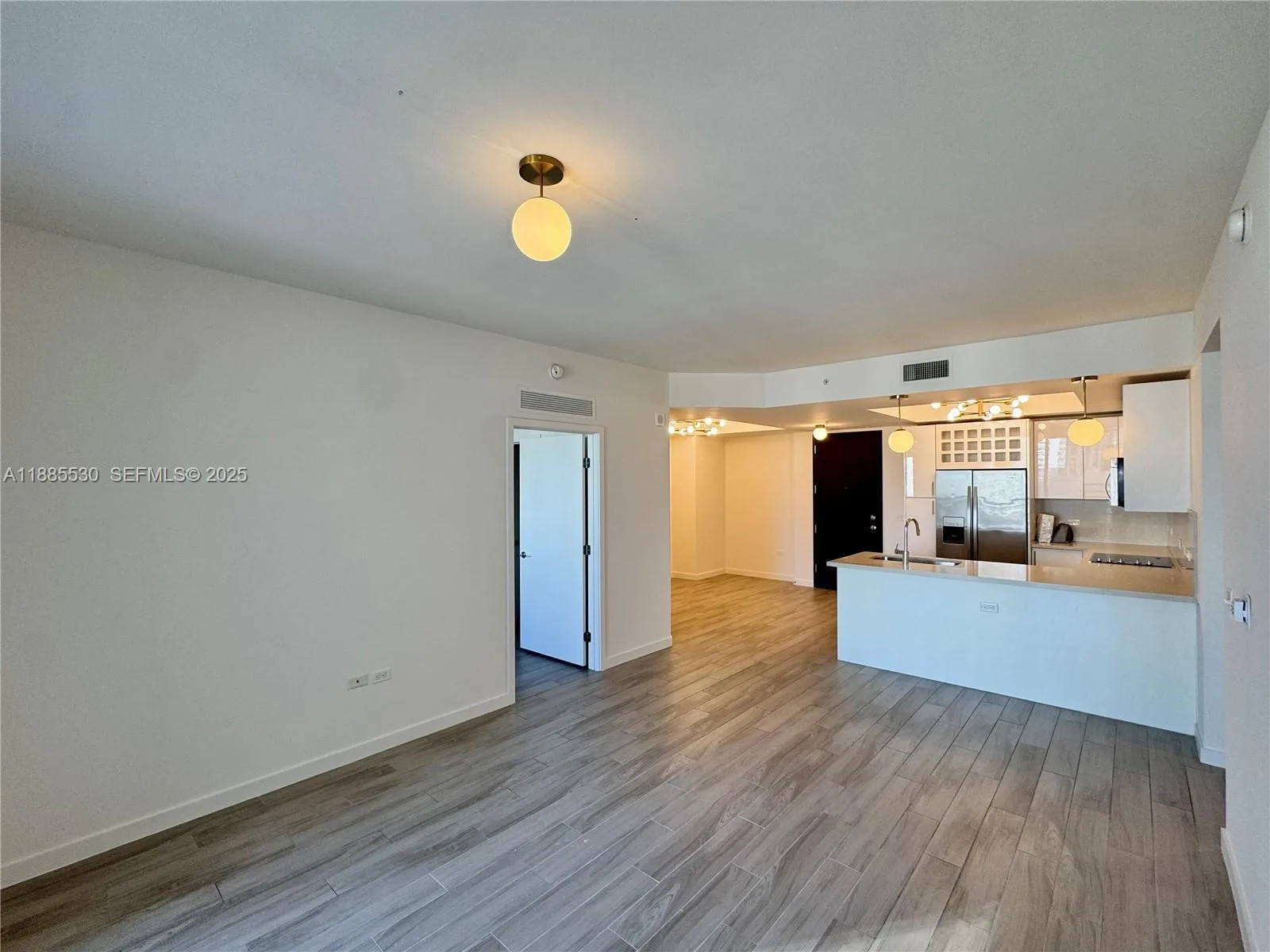 999 SW 1st Ave # 1811, Miami, FL 33130 photo 5