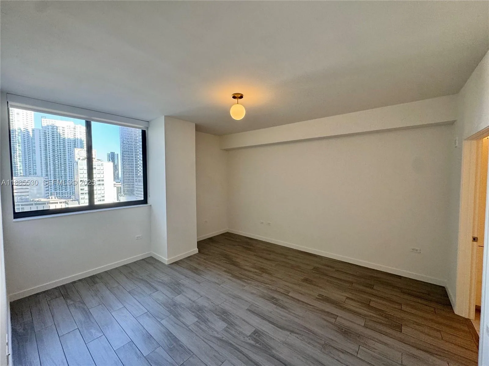 999 SW 1st Ave # 1811, Miami, FL 33130 photo 9