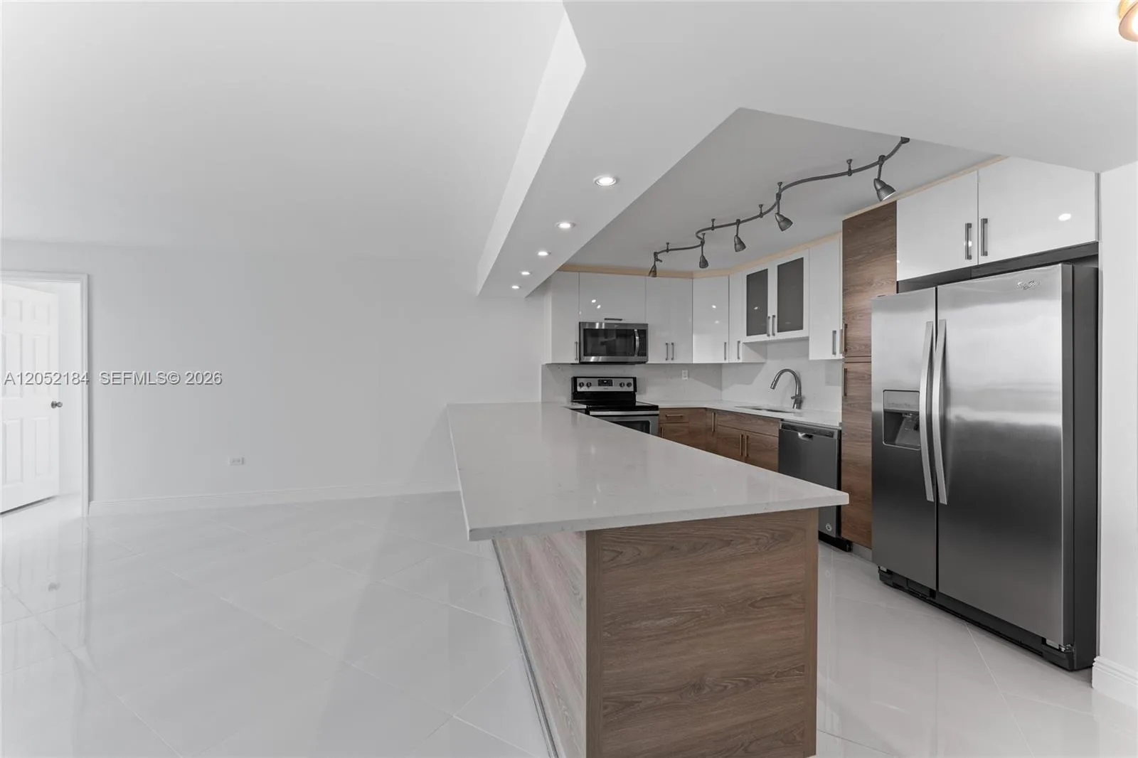 7135 Collins Ave # 1535, Miami Beach, FL 33141 photo 10