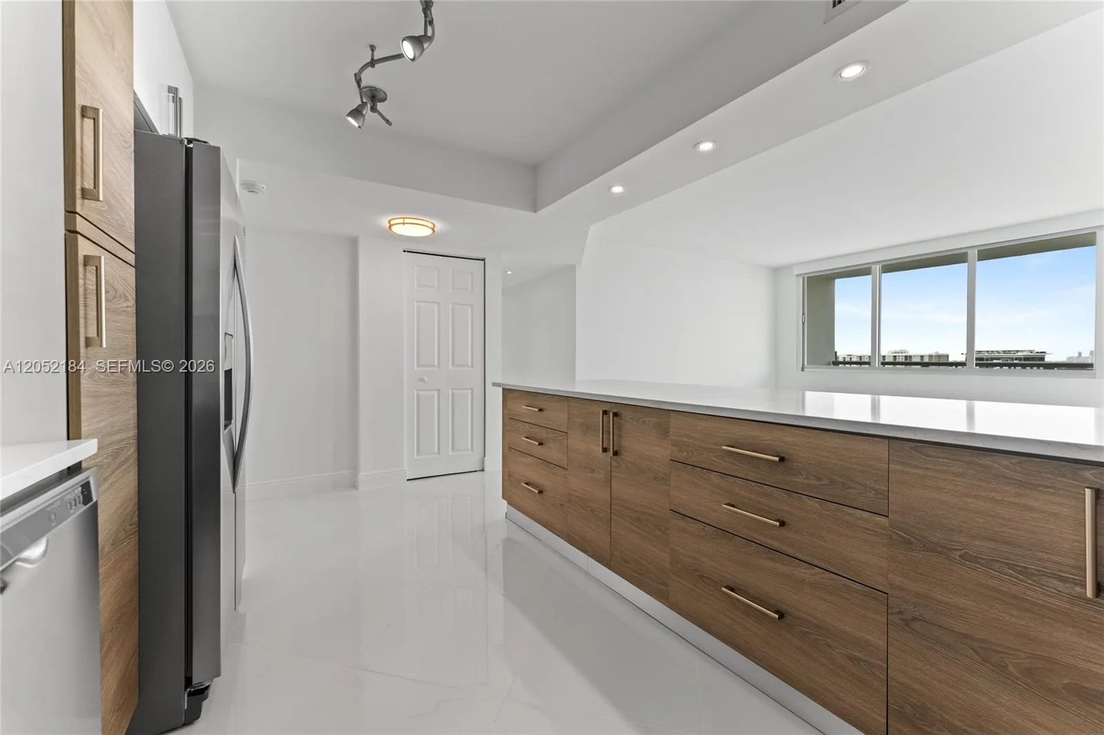 7135 Collins Ave # 1535, Miami Beach, FL 33141 photo 13