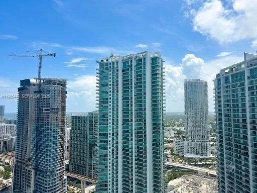 350 S Miami Ave # 3904, Miami, FL 33130 photo 2
