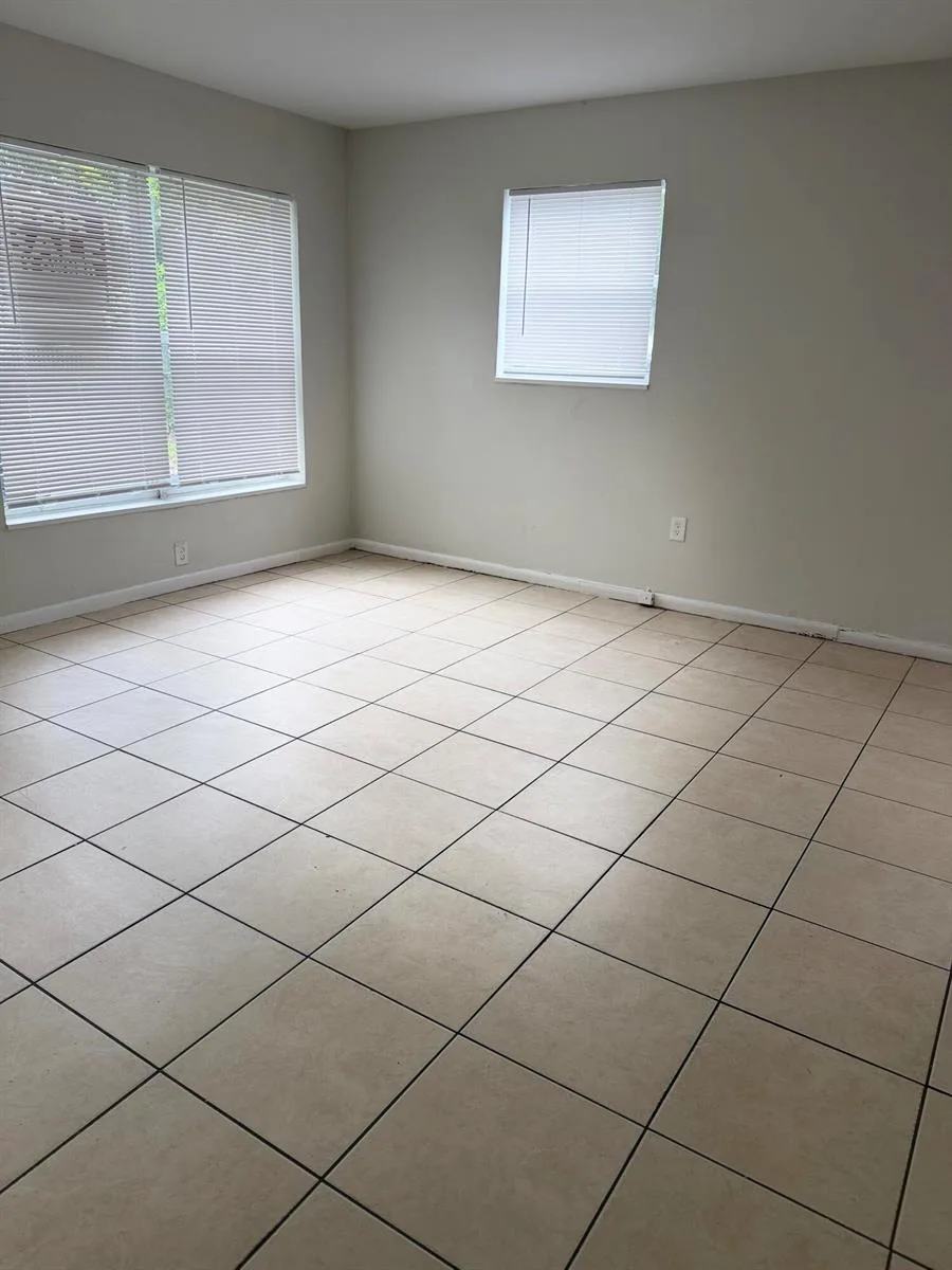 1501 N 70TH Way, Hollywood, FL 33024 photo 7