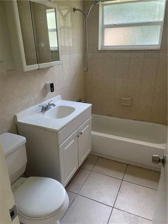 1501 N 70TH Way, Hollywood, FL 33024 photo 9