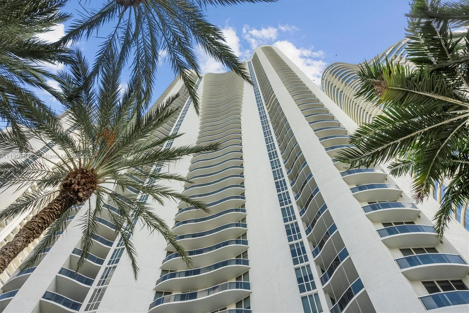 15811 Collins Ave # 3405, Sunny Isles Beach, FL 33160