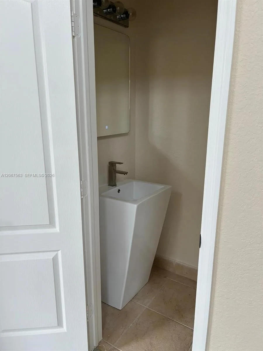 8205 NW 116th Ave # 0, Doral, FL 33178 photo 8