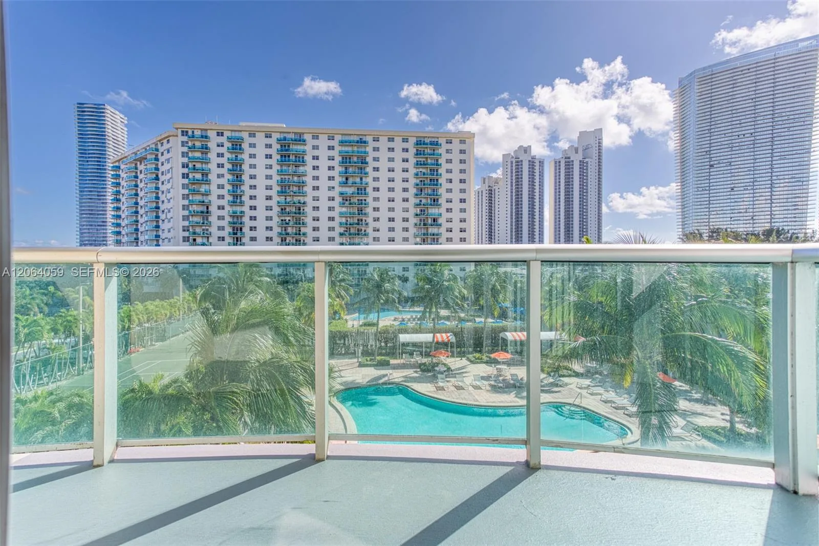 19380 Collins Ave # 406, Sunny Isles Beach, FL 33160 photo 2