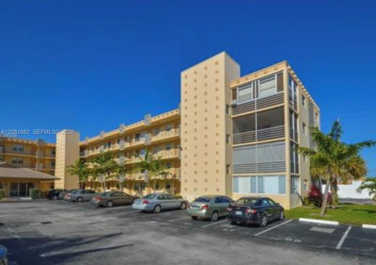 2145 Pierce St # 223, Hollywood, FL 33020