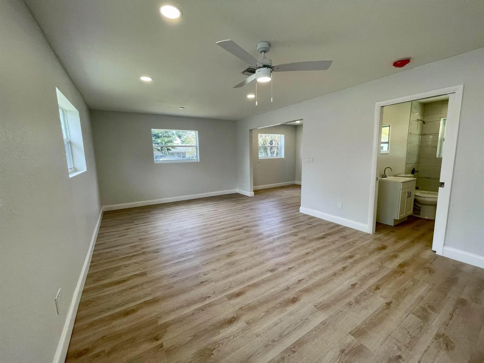 4790 Alberta Avenue, West Palm Beach, FL 33417 photo 2