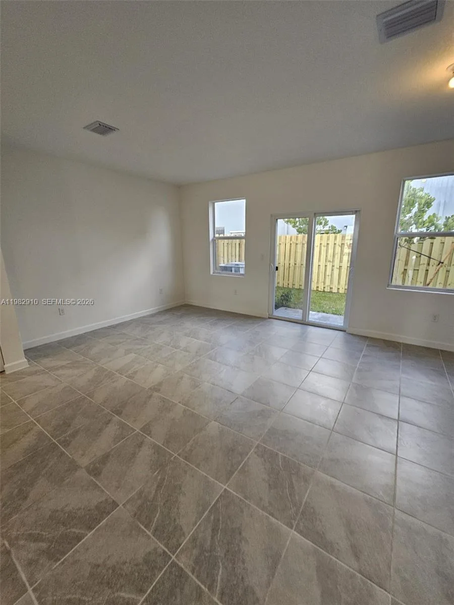 1148 SE 2nd St, Florida City, FL 33034 photo 7
