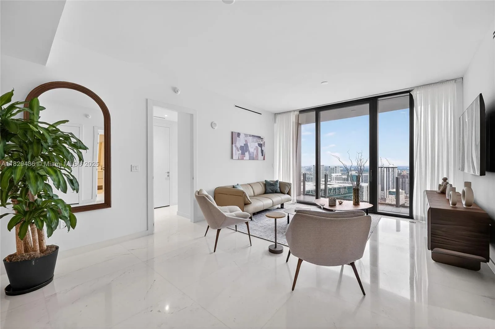 300 Biscayne Boulevard Way # 5009W, Miami, FL 33131 photo 9