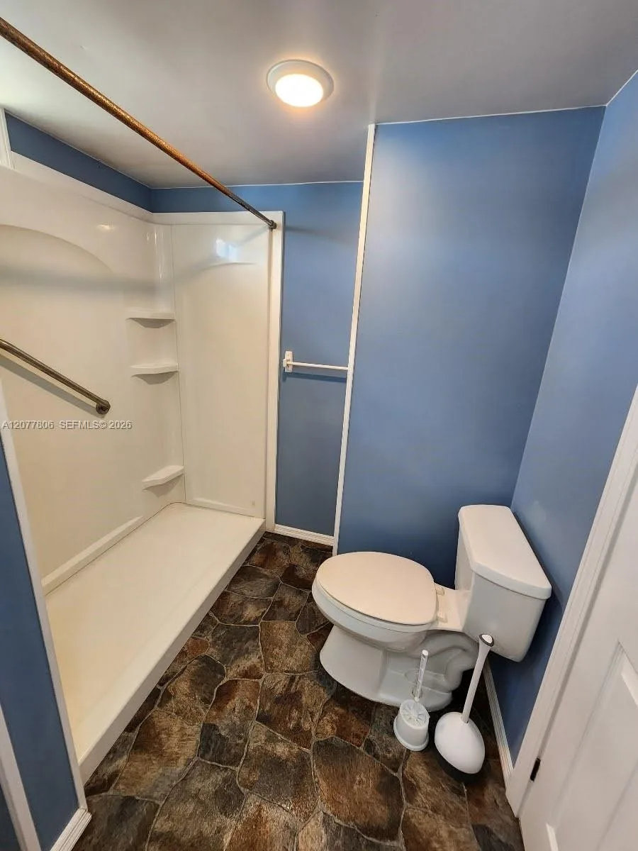 4248 Hibiscus Cir # H, West Palm Beach, FL 33409 photo 12