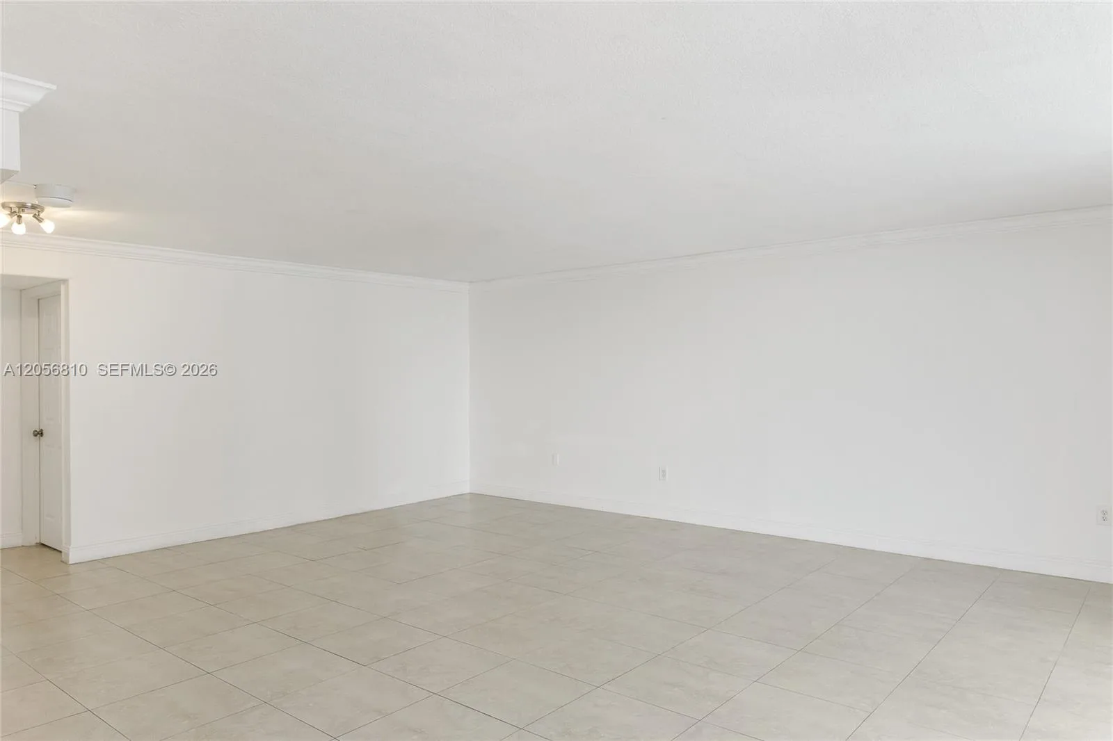 6061 Collins Ave # 15D, Miami Beach, FL 33140 photo 7