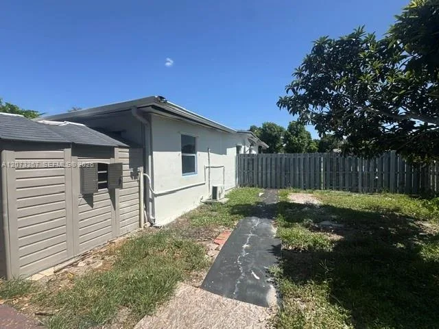 12610 NW 23rd Ave, Miami, FL 33167 photo 12