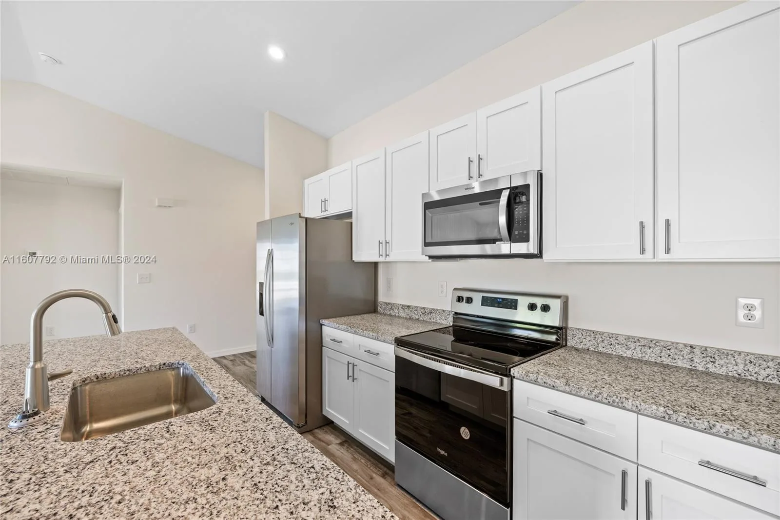 1430 NE 21st AVE, Cape Coral, FL 33909 photo 4