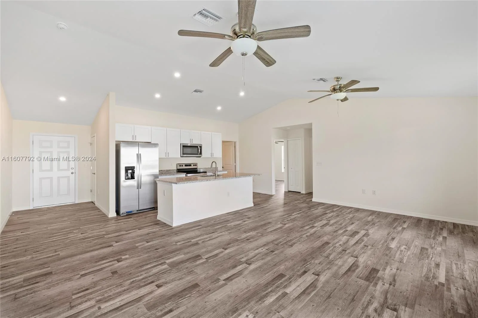 1430 NE 21st AVE, Cape Coral, FL 33909 photo 5