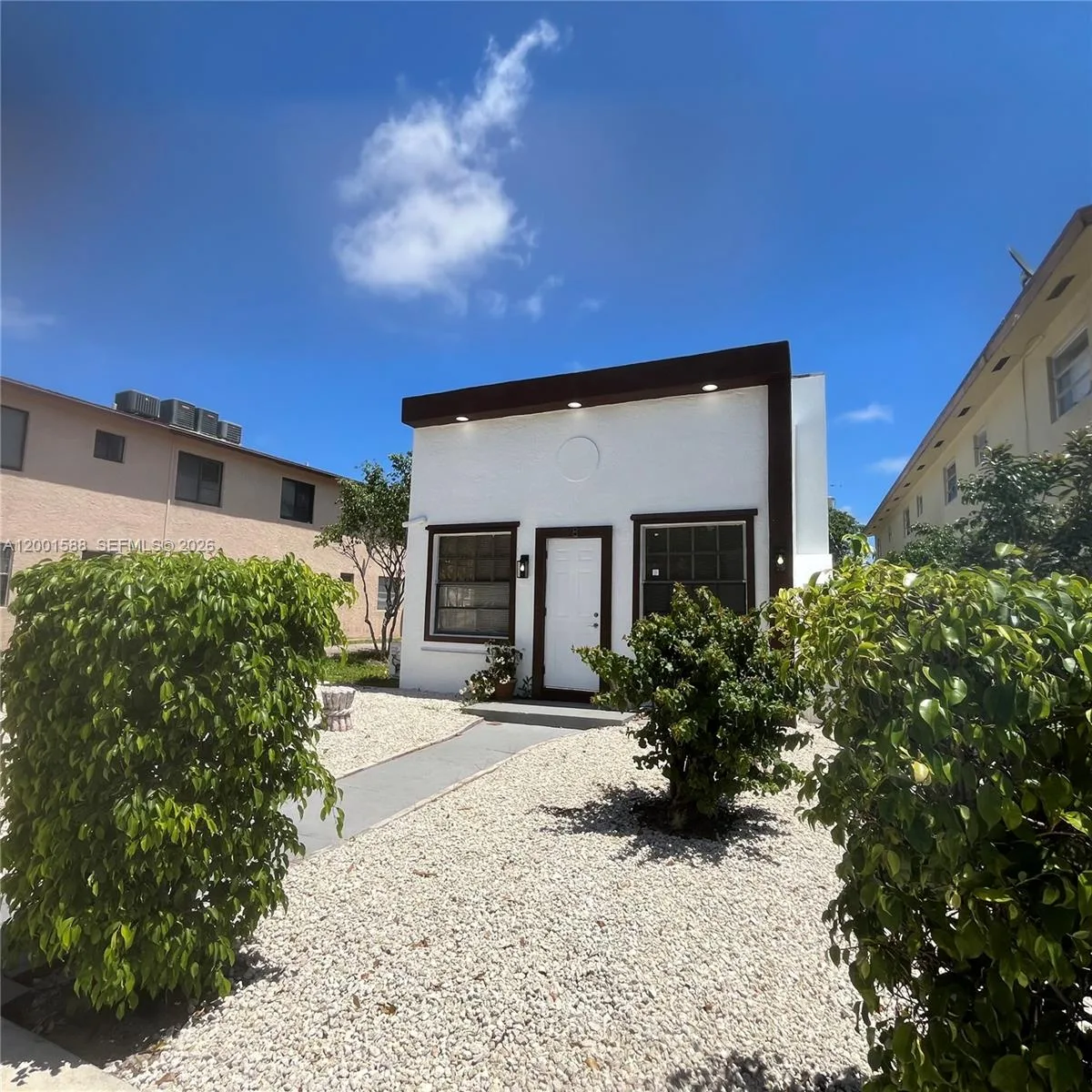 8 S C St, Lake Worth, FL 33460